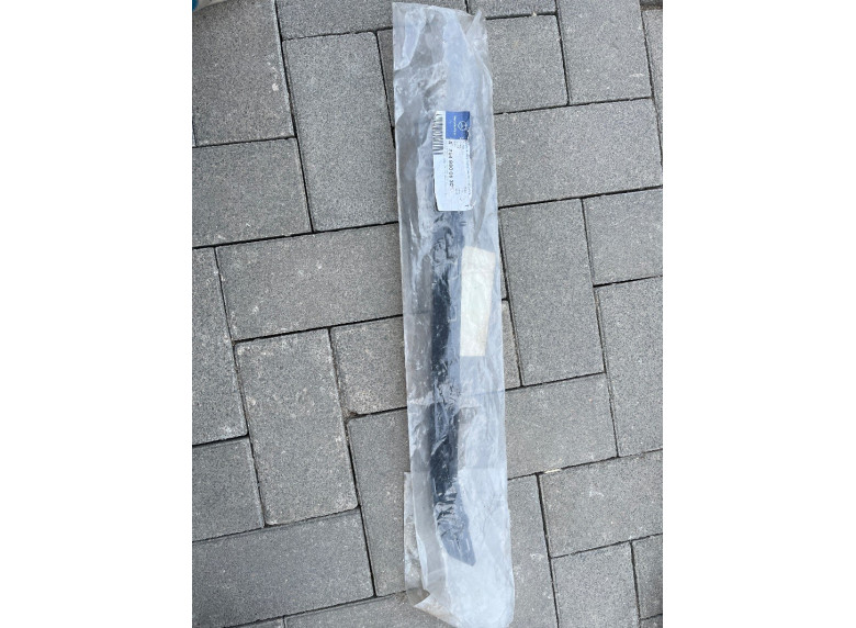 Кронштейн крепления бампера заднего к Mercedes C W204, 2011г.