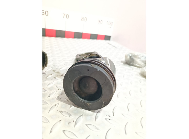 Поршень к Поршень к Hyundai Getz undefined г. Getz