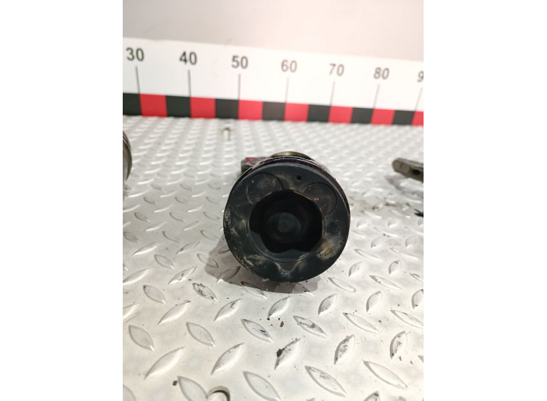 Поршень к Поршень к Hyundai Getz undefined г. Getz