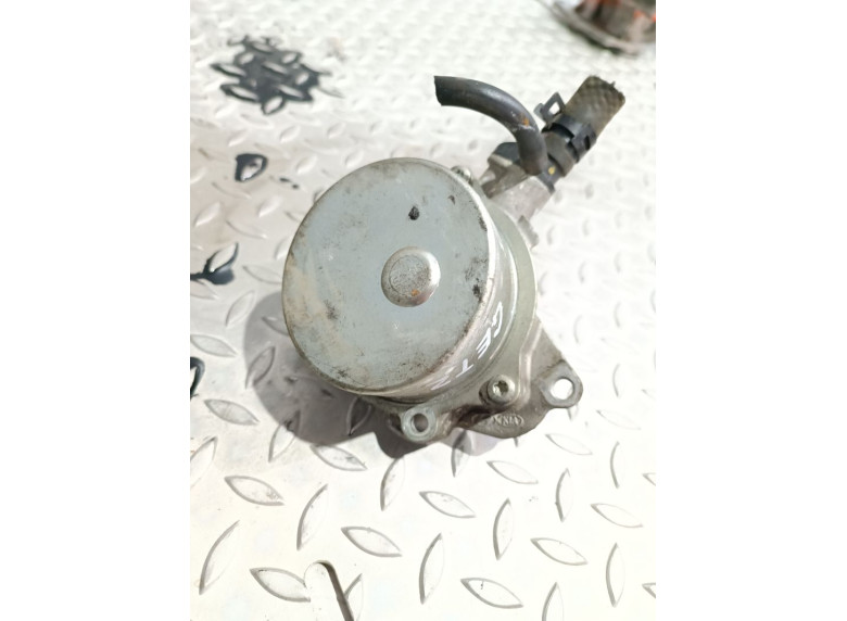 Насос вакуумный к Hyundai Getz