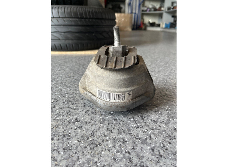 Подушка крепления двигателя к BMW 6 E63/E64, 2007г.