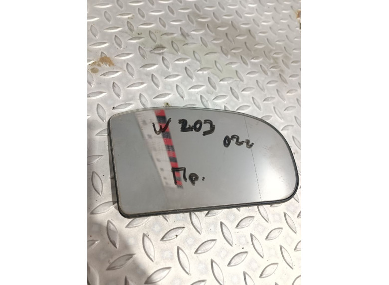 Стекло зеркала наружного правого к Mercedes C W203, 2001г.