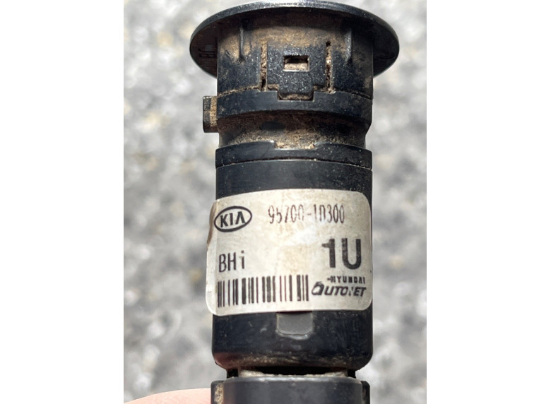 Датчик парктроника к Kia Carens, 2008г.