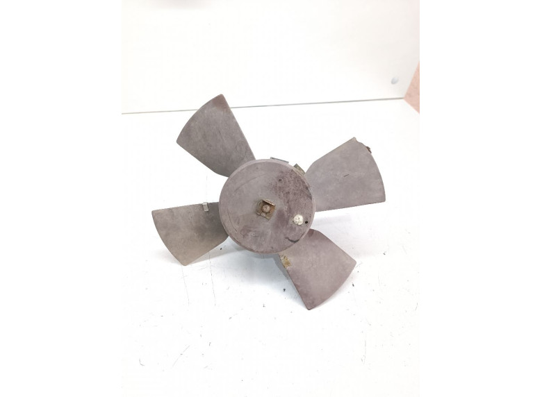 Вентилятор радиатора к Fiat Punto, 2001г.