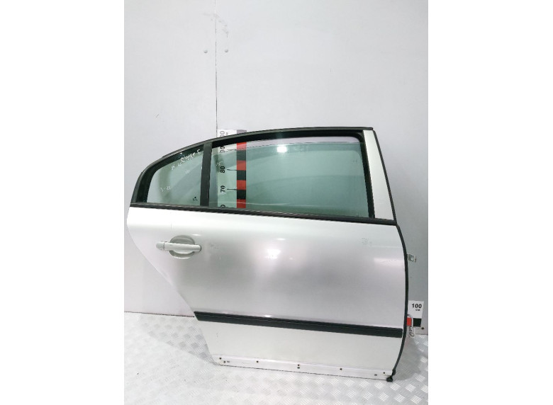 Стекло двери задней правой к Skoda Superb