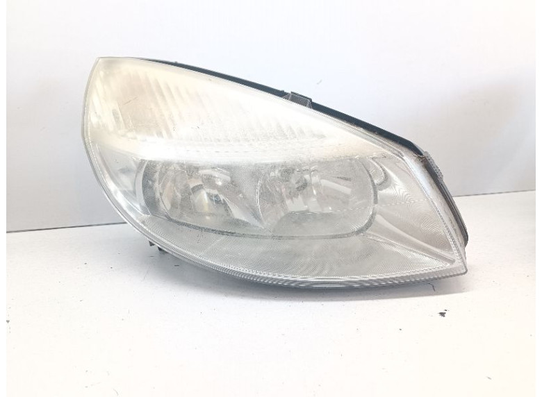 Фара правая к Renault Scenic, 2005г.