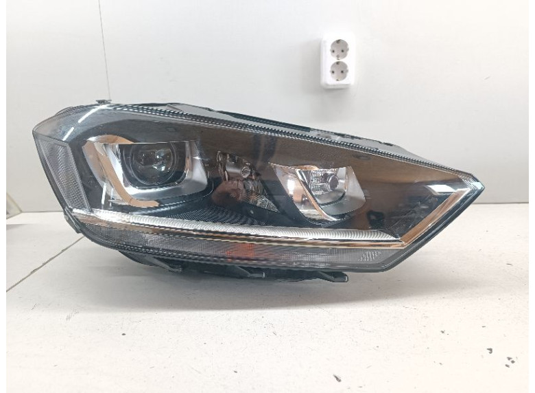 Фара правая к Volkswagen Golf, 2016г.