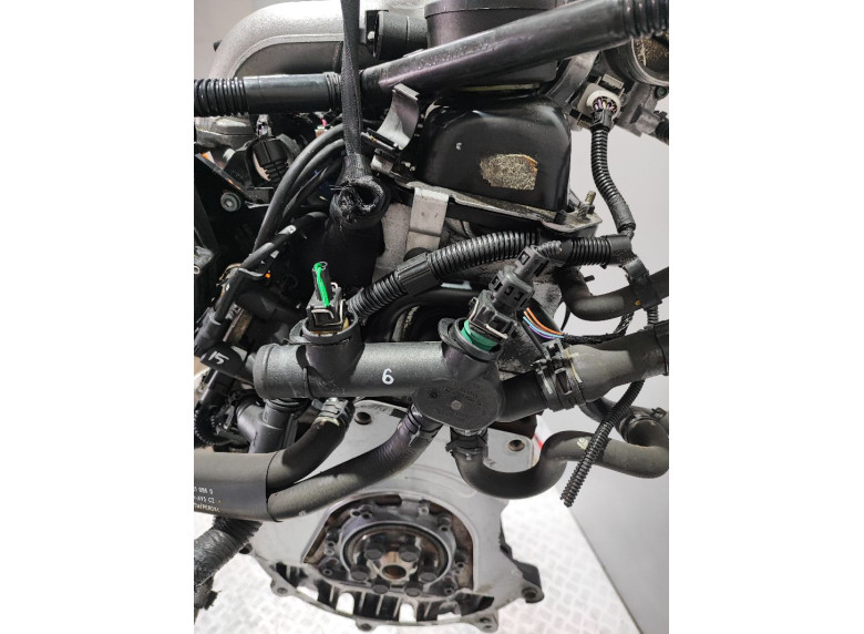 Фланец (тройник) системы охлаждения к Volkswagen Golf, 1998г.