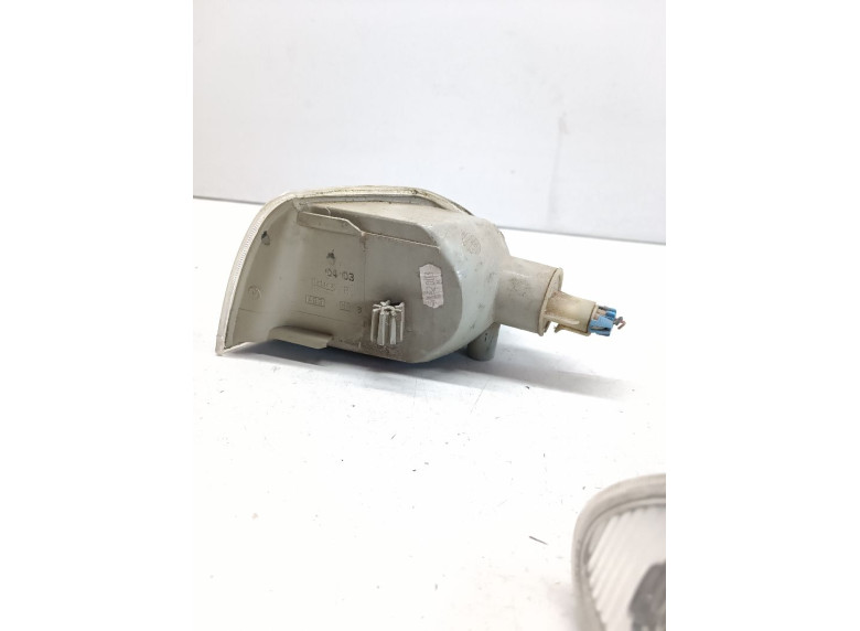 Поворотник правый к Opel Astra, 1997г.