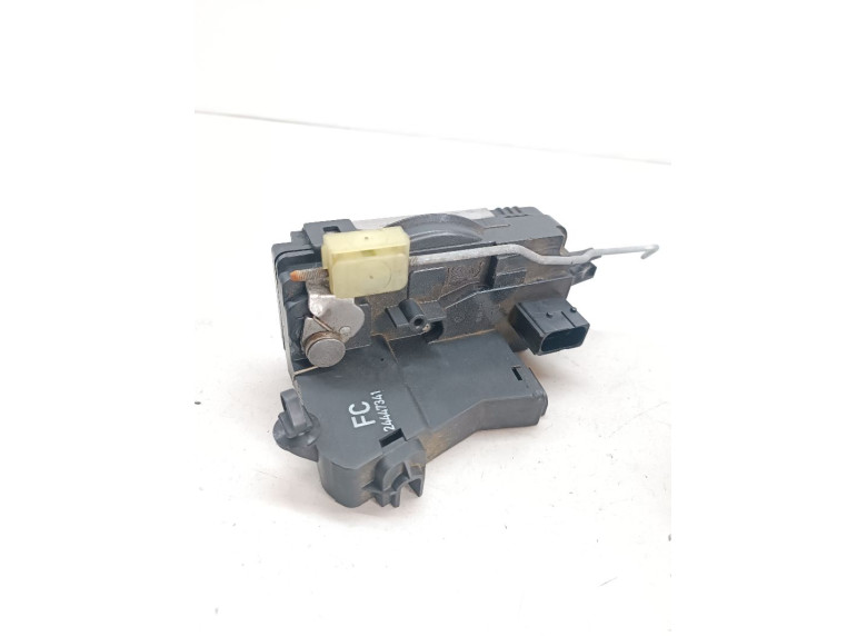 Замок двери передней правой к Opel Signum, 2005г.