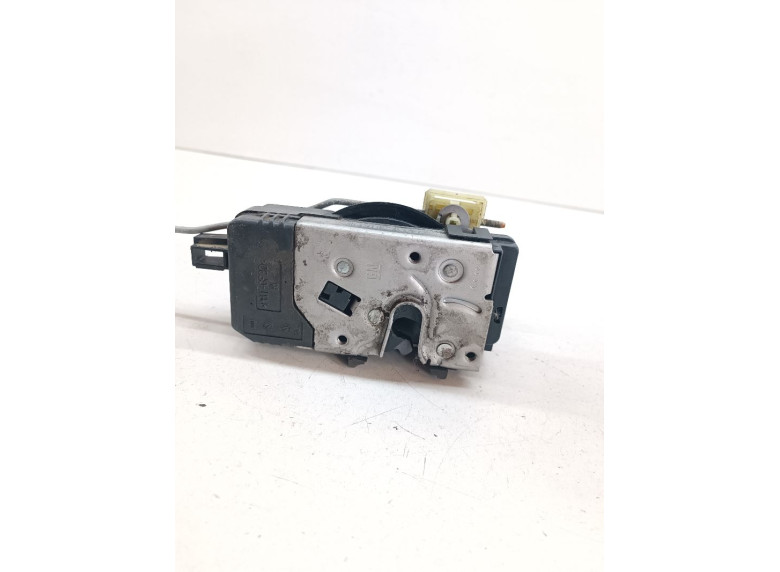 Замок двери передней правой к Opel Signum, 2005г.