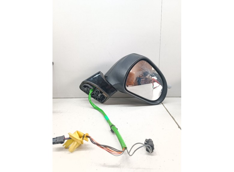 Зеркало наружное правое к Peugeot 307