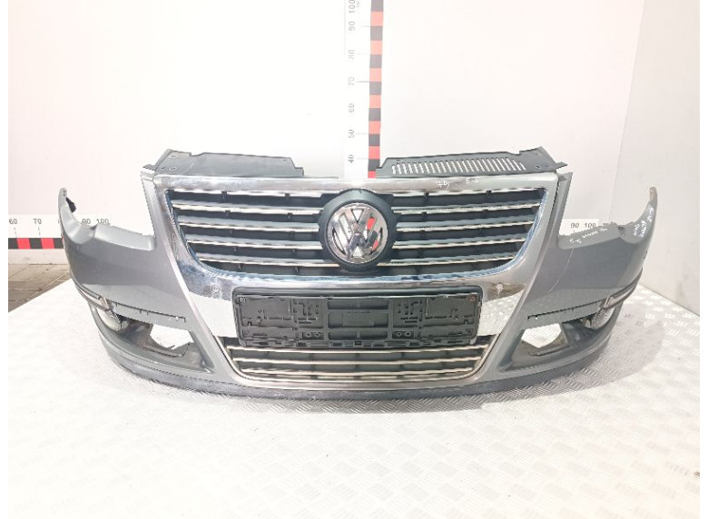 Бампер передний к Volkswagen Passat, 2008г.
