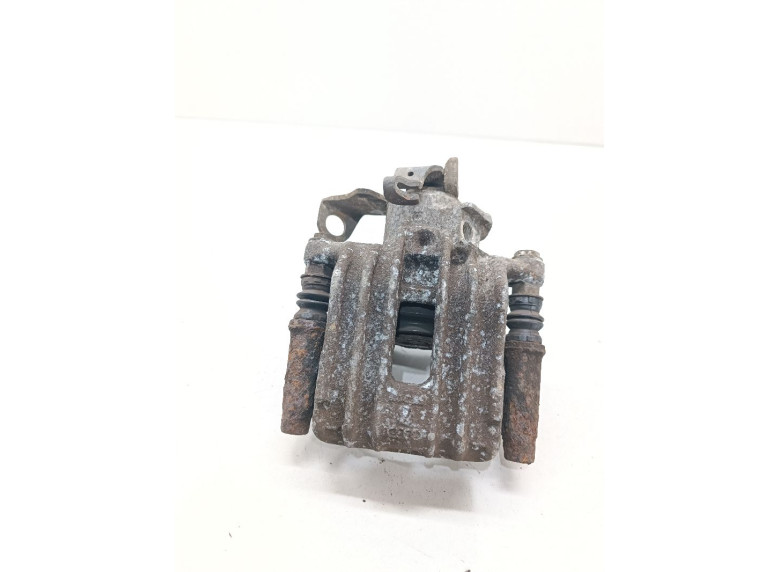 Суппорт задний правый к Volkswagen Golf, 1999г.