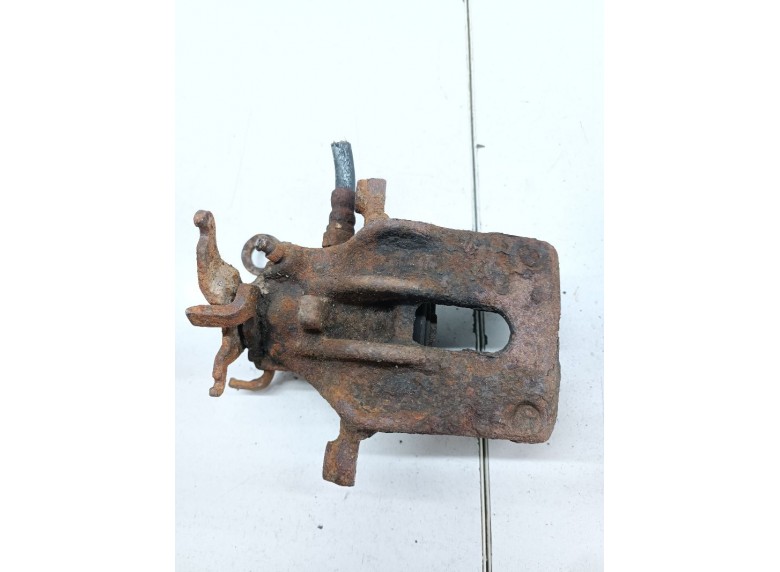 Суппорт задний правый к Ford Focus