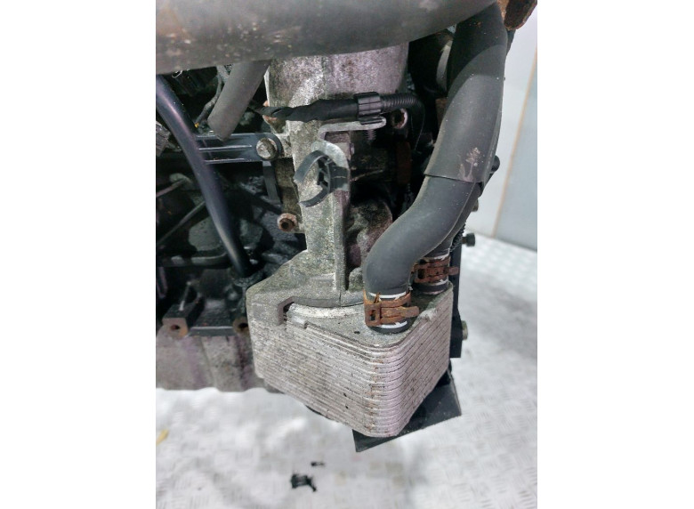 Теплообменник масляного фильтра к Volkswagen Passat, 2008г.