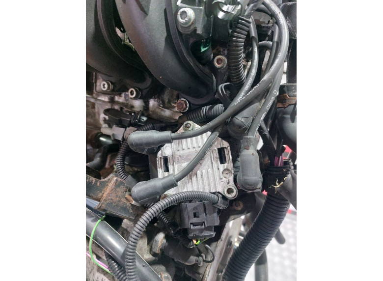 Катушка зажигания к Volkswagen Golf, 2000г.