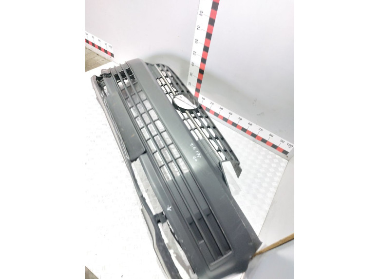 Бампер передний к Volkswagen Transporter, 2017г.