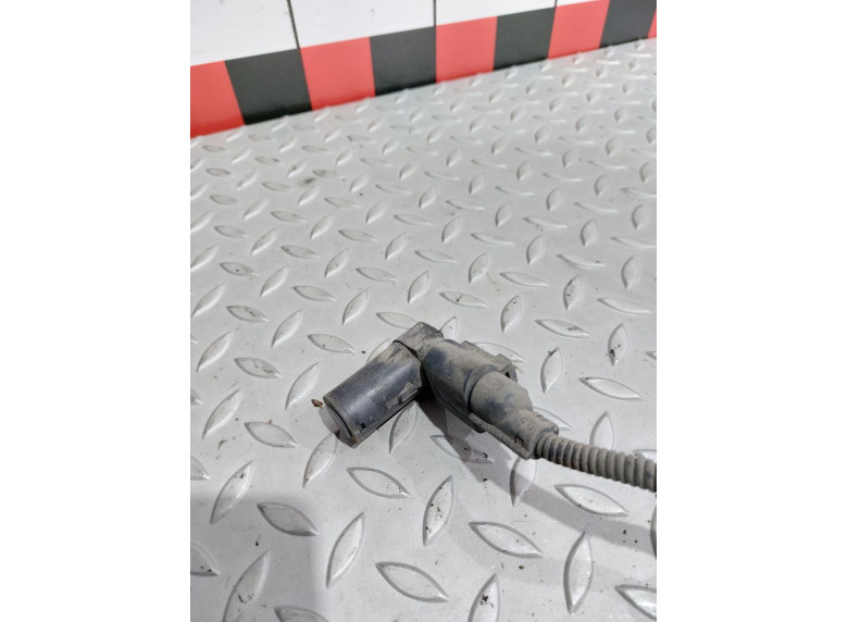 Датчик парктроника к Skoda Superb