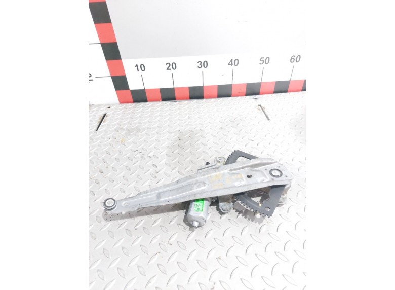 Стеклоподъемник электрический задний левый к Hyundai i20