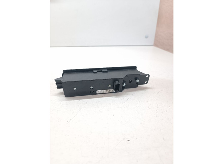 Кнопка стеклоподъемника переднего правого к Mercedes Vito W639, 2005г.