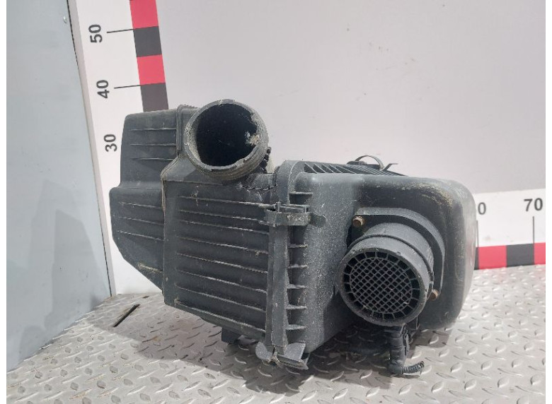 Корпус воздушного фильтра к Hyundai H1, 2007г.