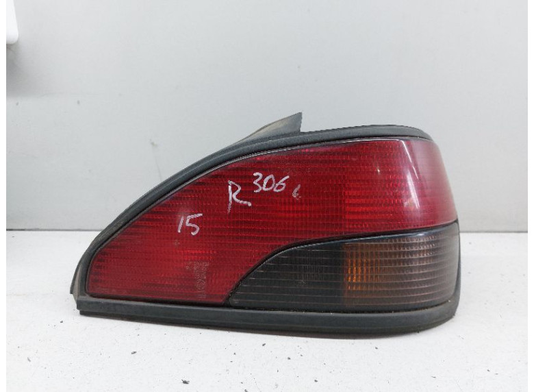 Фонарь задний правый к Peugeot 306, 1996г.