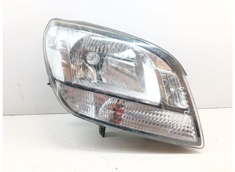 Фара правая к Chevrolet Orlando