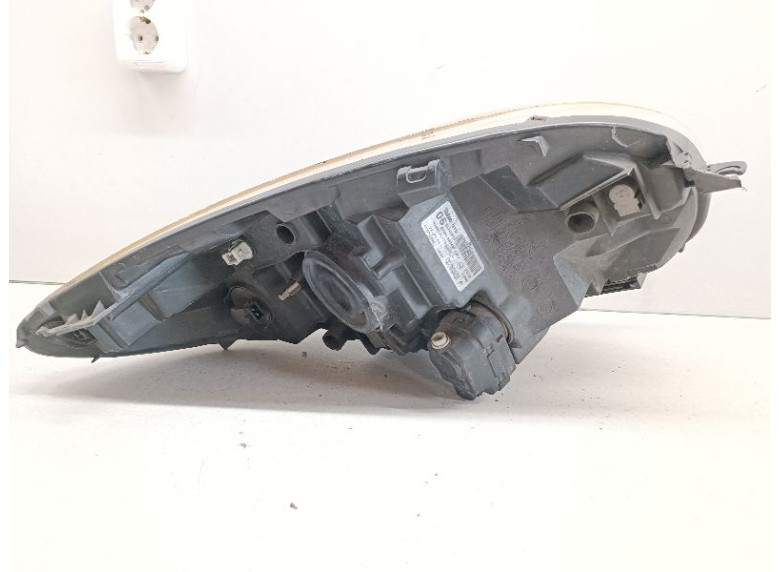 Фара левая к Citroen C1, 2005г.