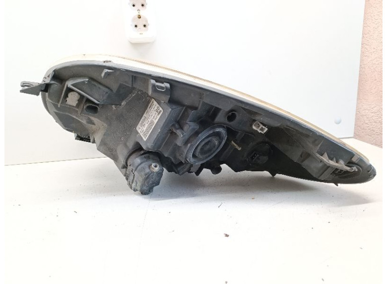 Фара правая к Citroen C1, 2007г.