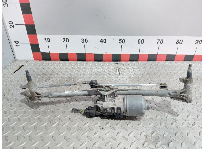 Механизм стеклоочистителя (трапеция дворников) к Volkswagen Polo, 2004г.