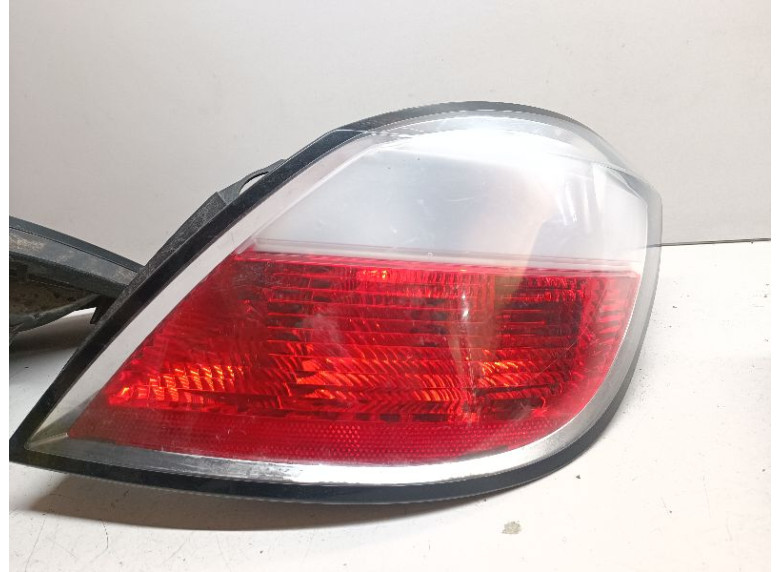 Фонарь задний правый к Opel Astra, 2007г.