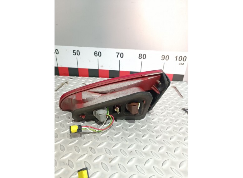 Фонарь крышки багажника левый к Фонарь крышки багажника левый к Peugeot 607 undefined г. 607