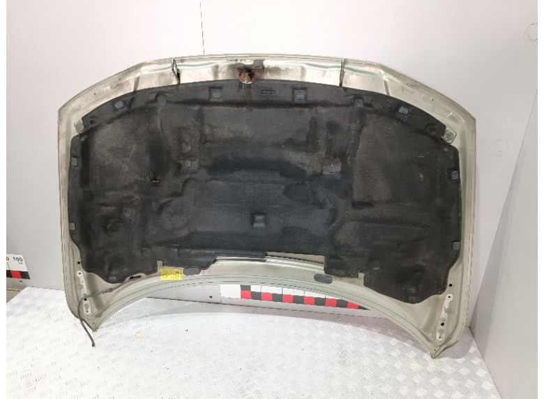 Капот к Volvo S60, 2005г.