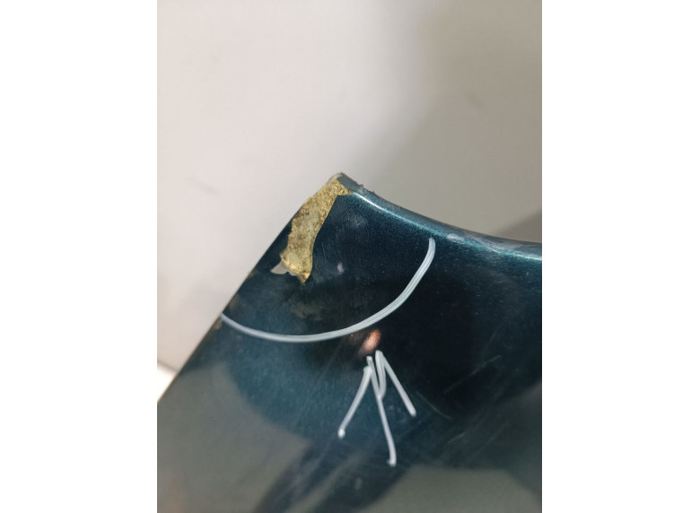 Капот к Volkswagen Polo, 2004г.