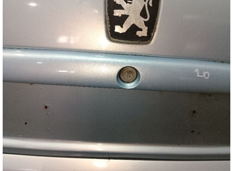 Ручка открывания багажника к Peugeot 306, 2001г.
