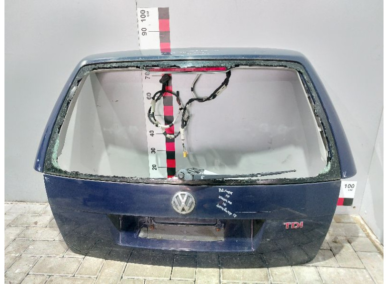 Проводка крышки багажника к Volkswagen Golf, 2001г.