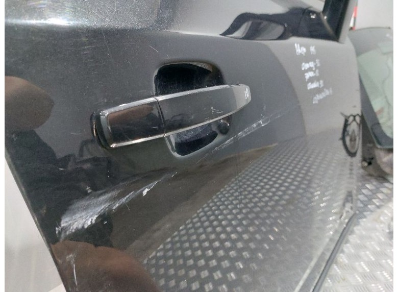 Дверь передняя правая к Дверь передняя правая к Chevrolet Orlando undefined г. Orlando