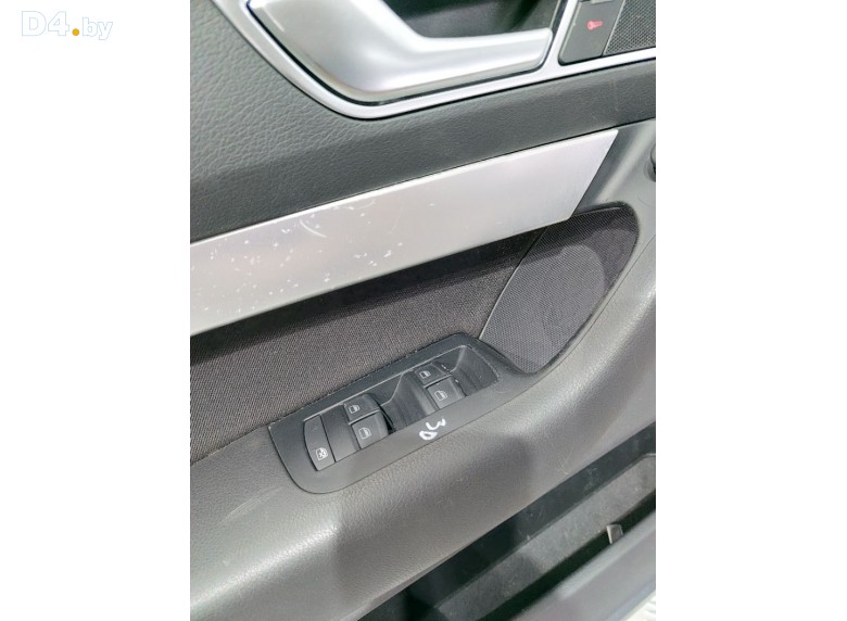 Блок управления стеклоподъемниками к Audi A6 undefined г.
