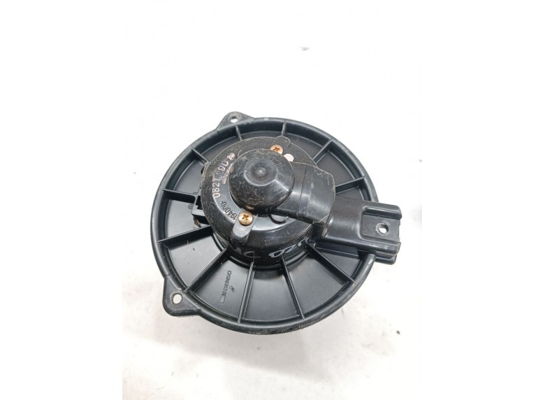 Моторчик печки к Toyota Yaris