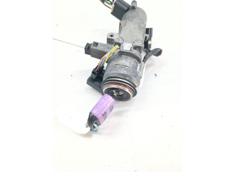 Замок зажигания к Замок зажигания к Toyota Avensis undefined г. Avensis