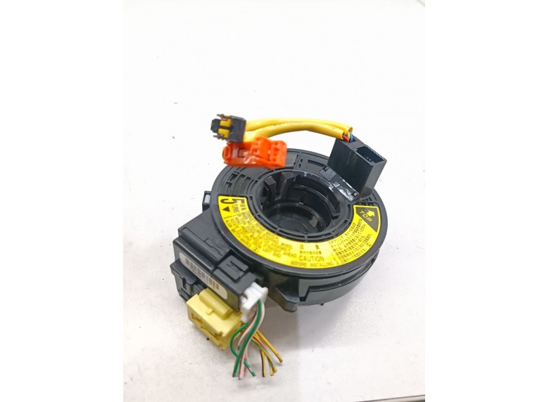 Шлейф руля к Toyota Avensis