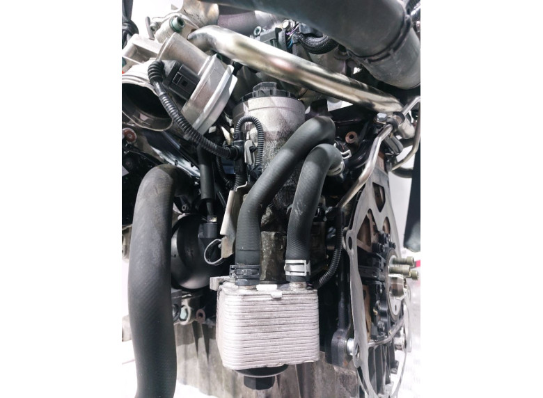 Корпус масляного фильтра к Mitsubishi Grandis, 2007г.