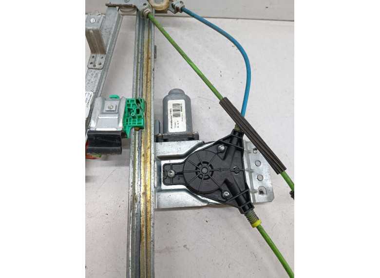 Стеклоподъемник электрический передний правый к Fiat Scudo, 2005г.