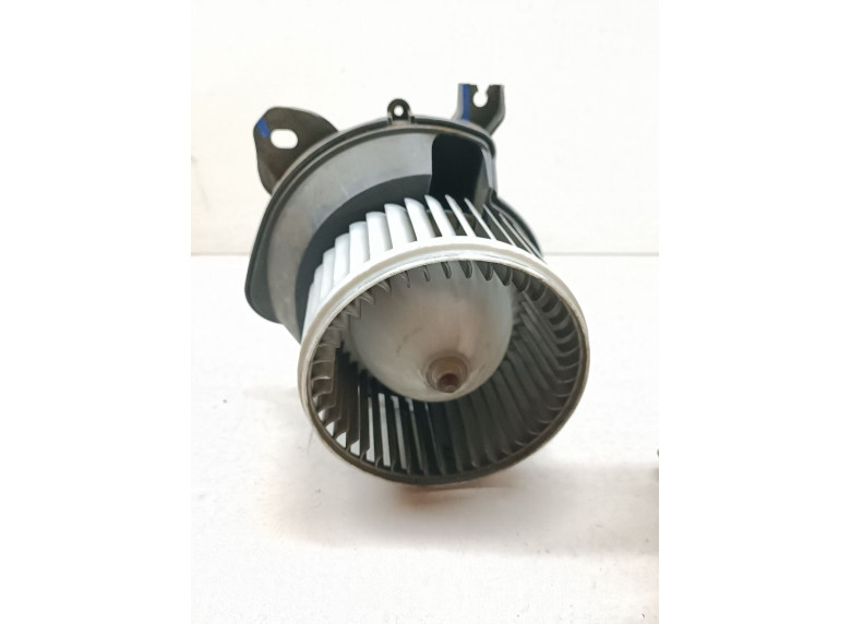 Моторчик печки к Opel Corsa, 2007г.