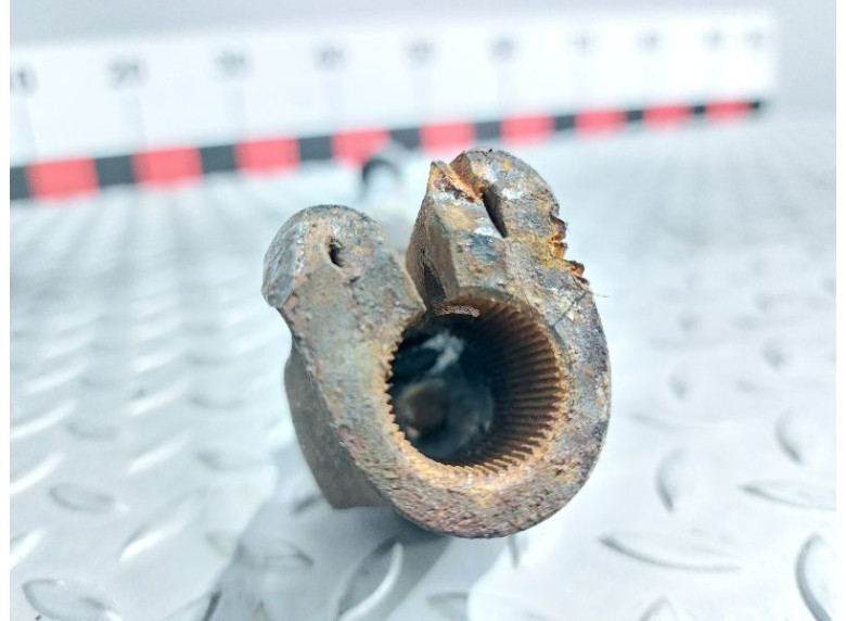 Рулевой карданчик к Mercedes Vito W639, 2005г.