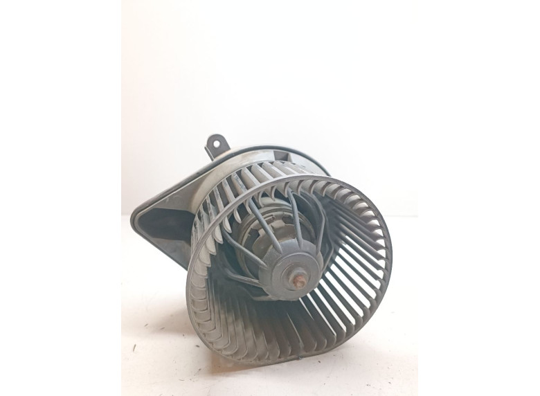 Моторчик печки к Opel Movano, 2000г.