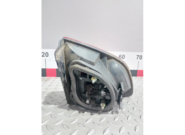 Фонарь крышки багажника правый к Peugeot 406, 1998г.