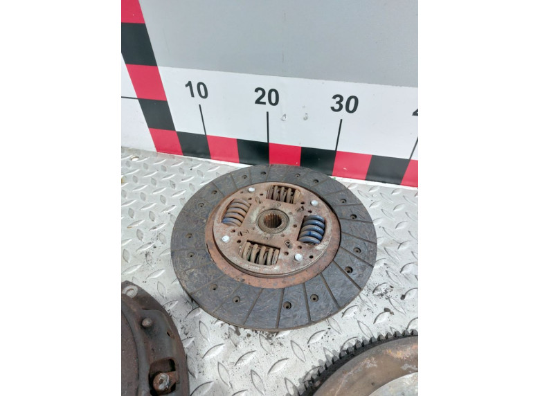 Комплект сцепления к Peugeot 605, 1994г.