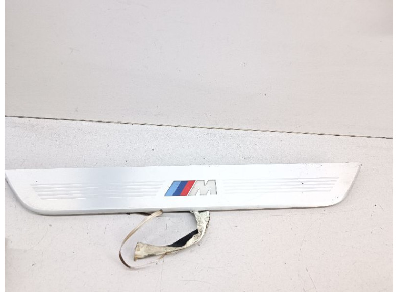 Накладка на порог к BMW 7 G11/G12, 2018г.